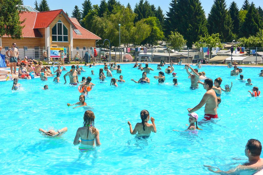מלון לינדאו Campingpark Gitzenweiler Hof מראה חיצוני תמונה